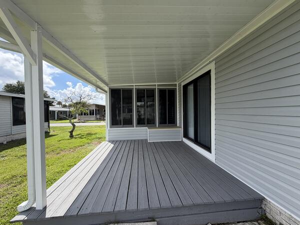 403 Tennis Lane a Winter Haven, FL Mobile or Manufactured Home for Sale